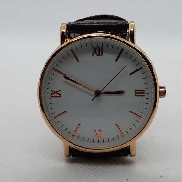 Men's Watch - Picture 3 of 10